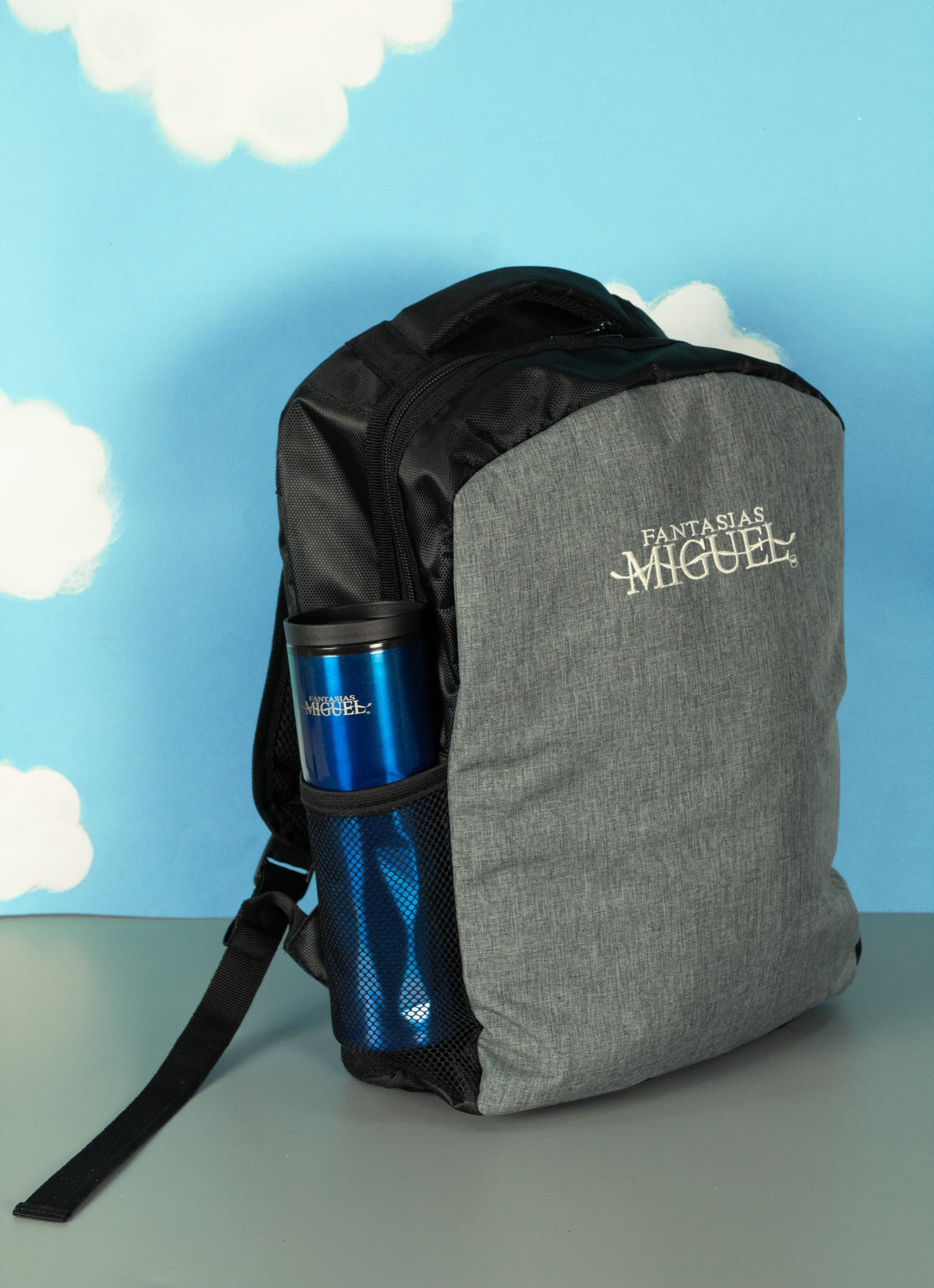 Mochila gris