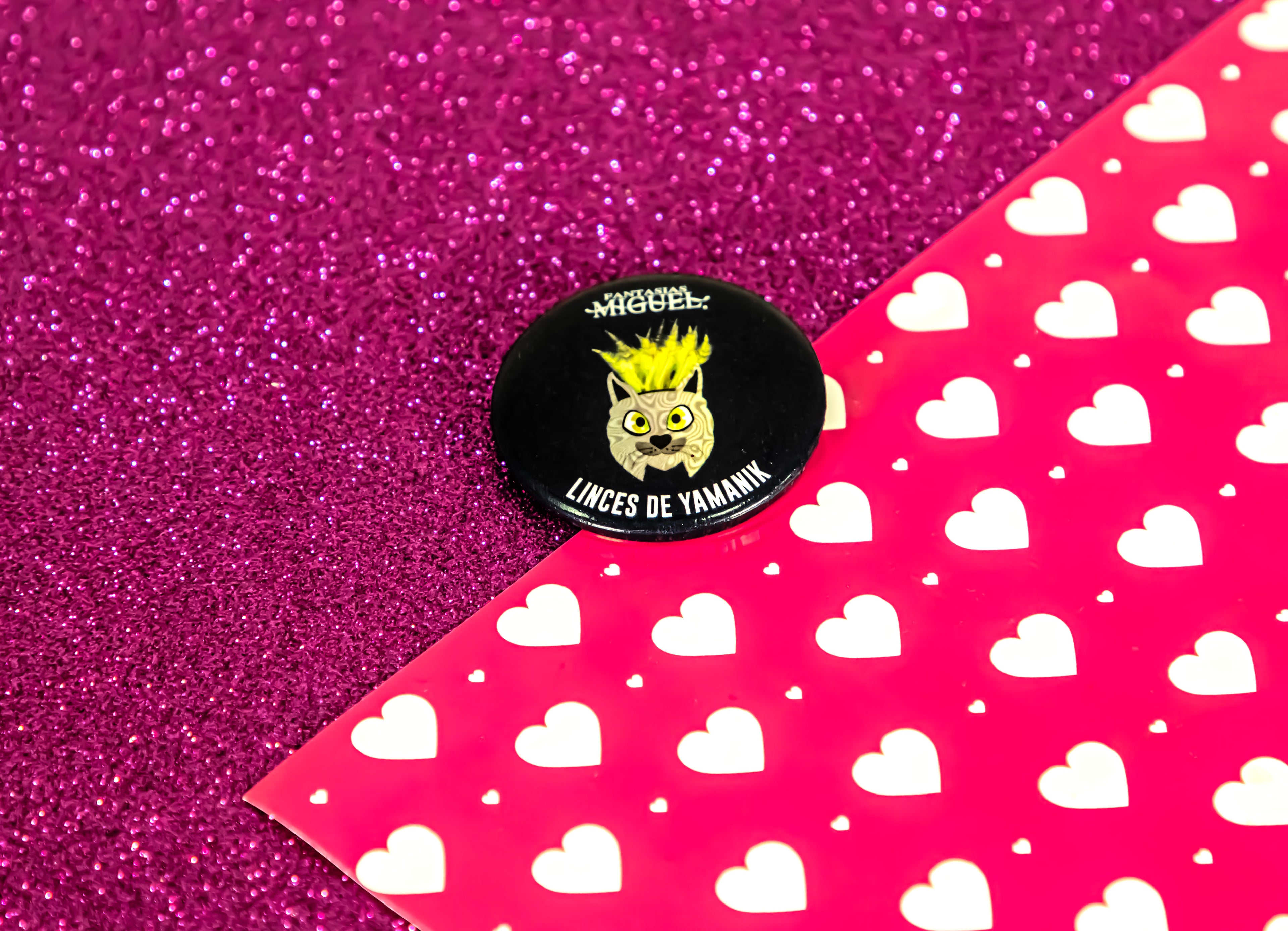 Pin de tribus (Varios)